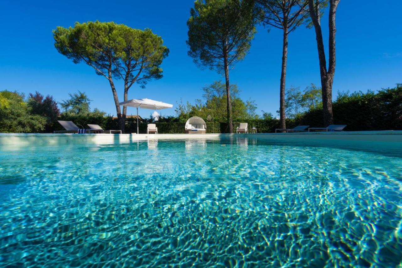 Villa Ines Charme Near Lucca Altopascio Bagian luar foto