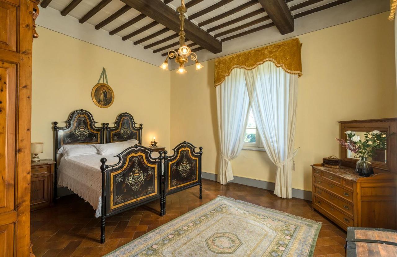 Villa Ines Charme Near Lucca Altopascio Bagian luar foto