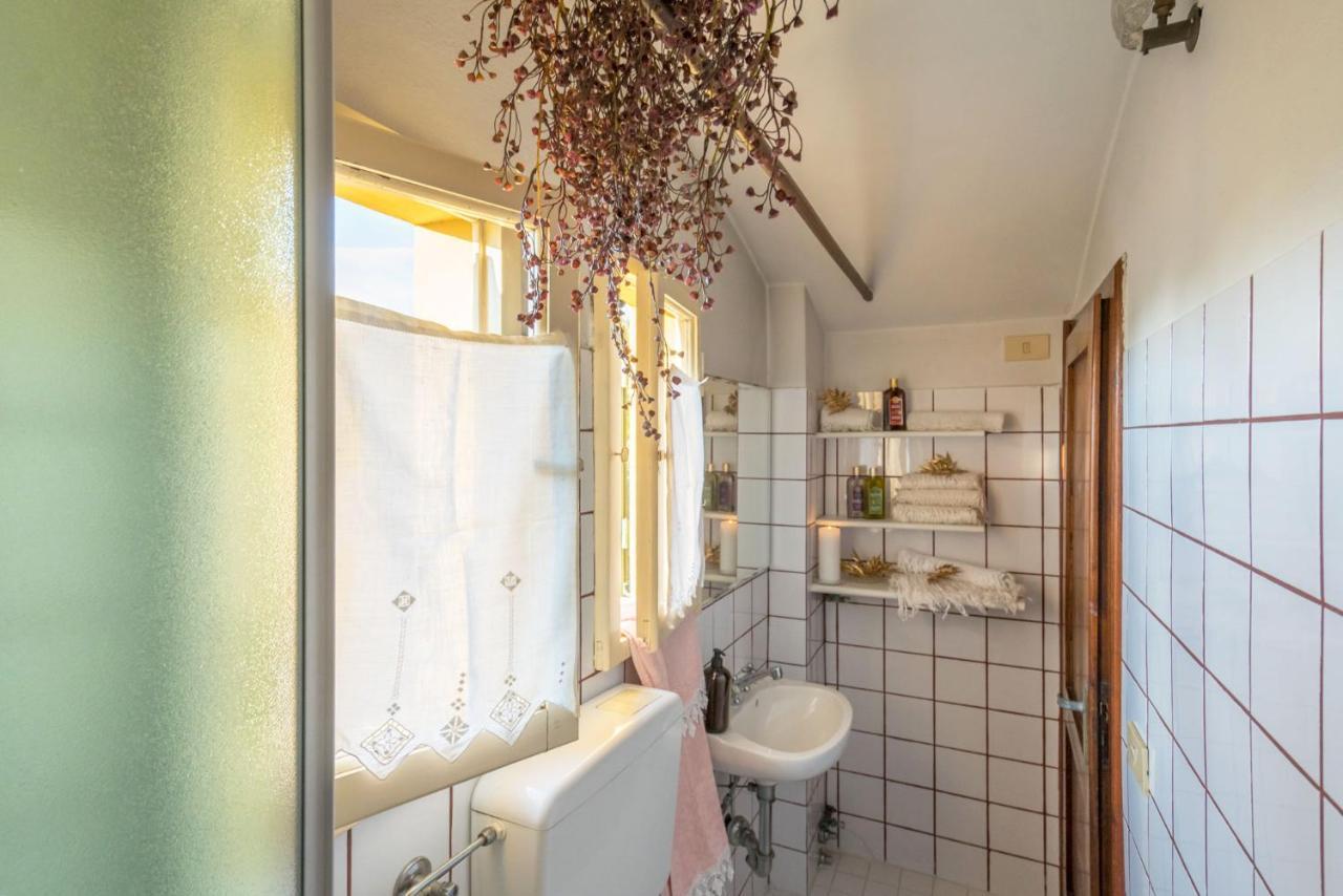 Villa Ines Charme Near Lucca Altopascio Bagian luar foto