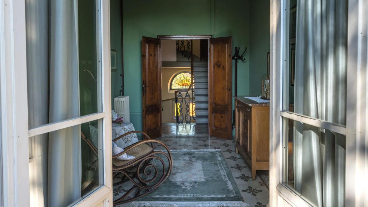 Villa Ines Charme Near Lucca Altopascio Bagian luar foto