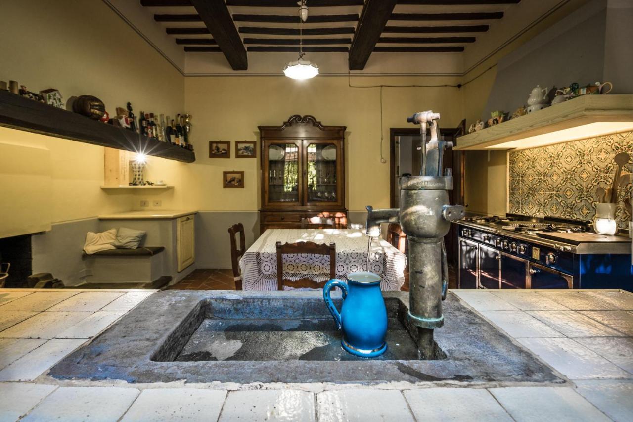 Villa Ines Charme Near Lucca Altopascio Bagian luar foto