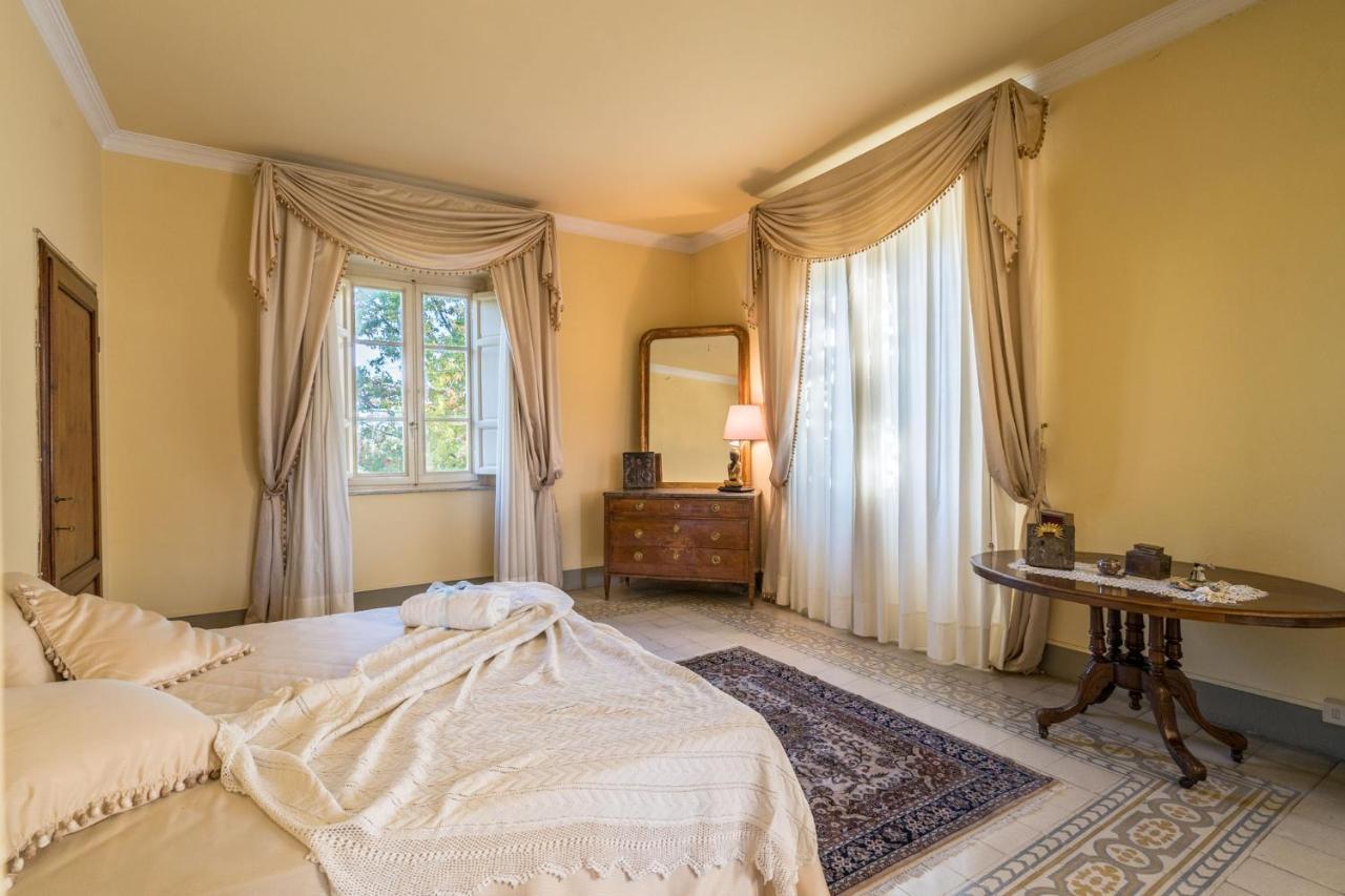 Villa Ines Charme Near Lucca Altopascio Bagian luar foto