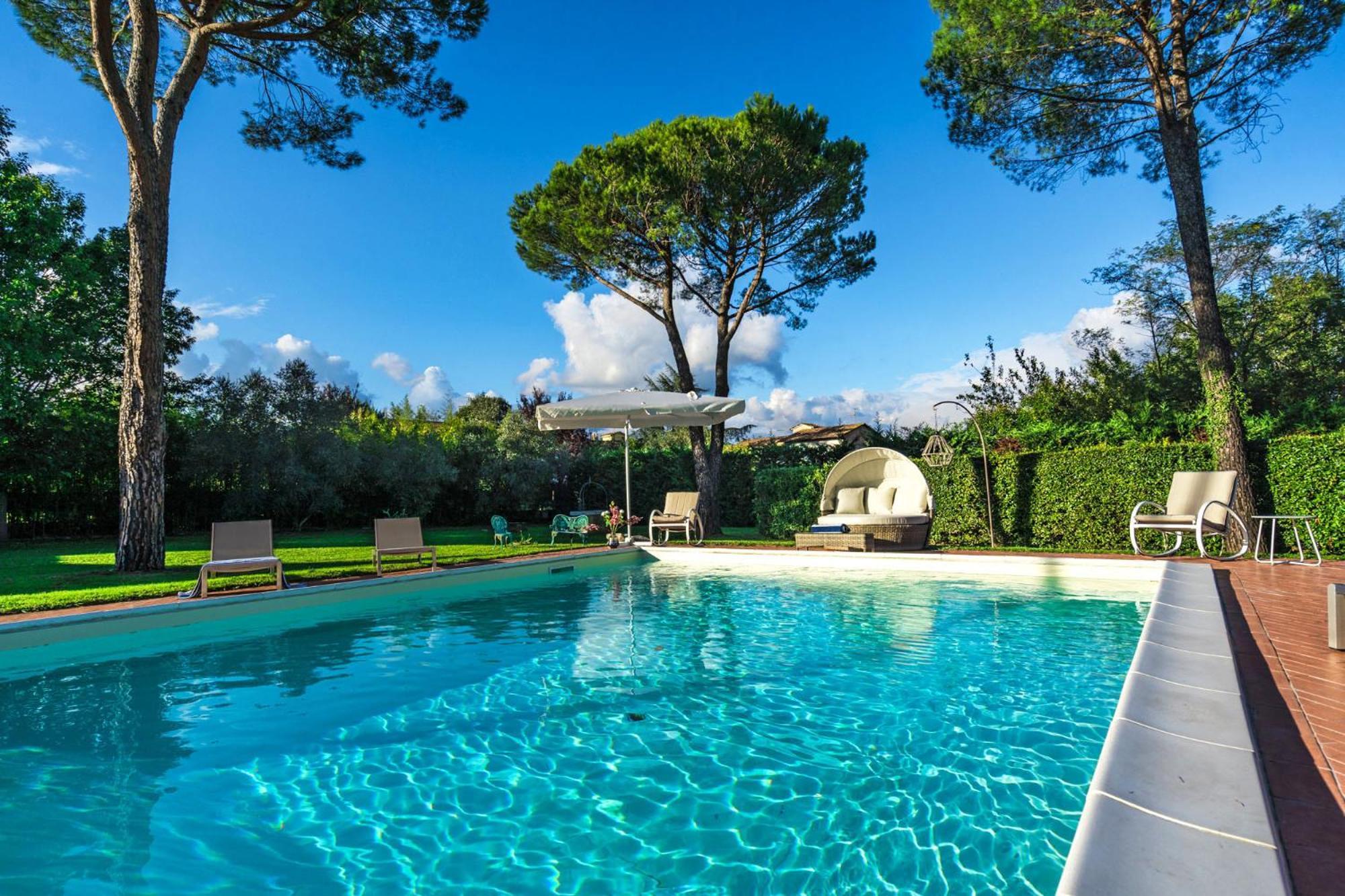 Villa Ines Charme Near Lucca Altopascio Bagian luar foto