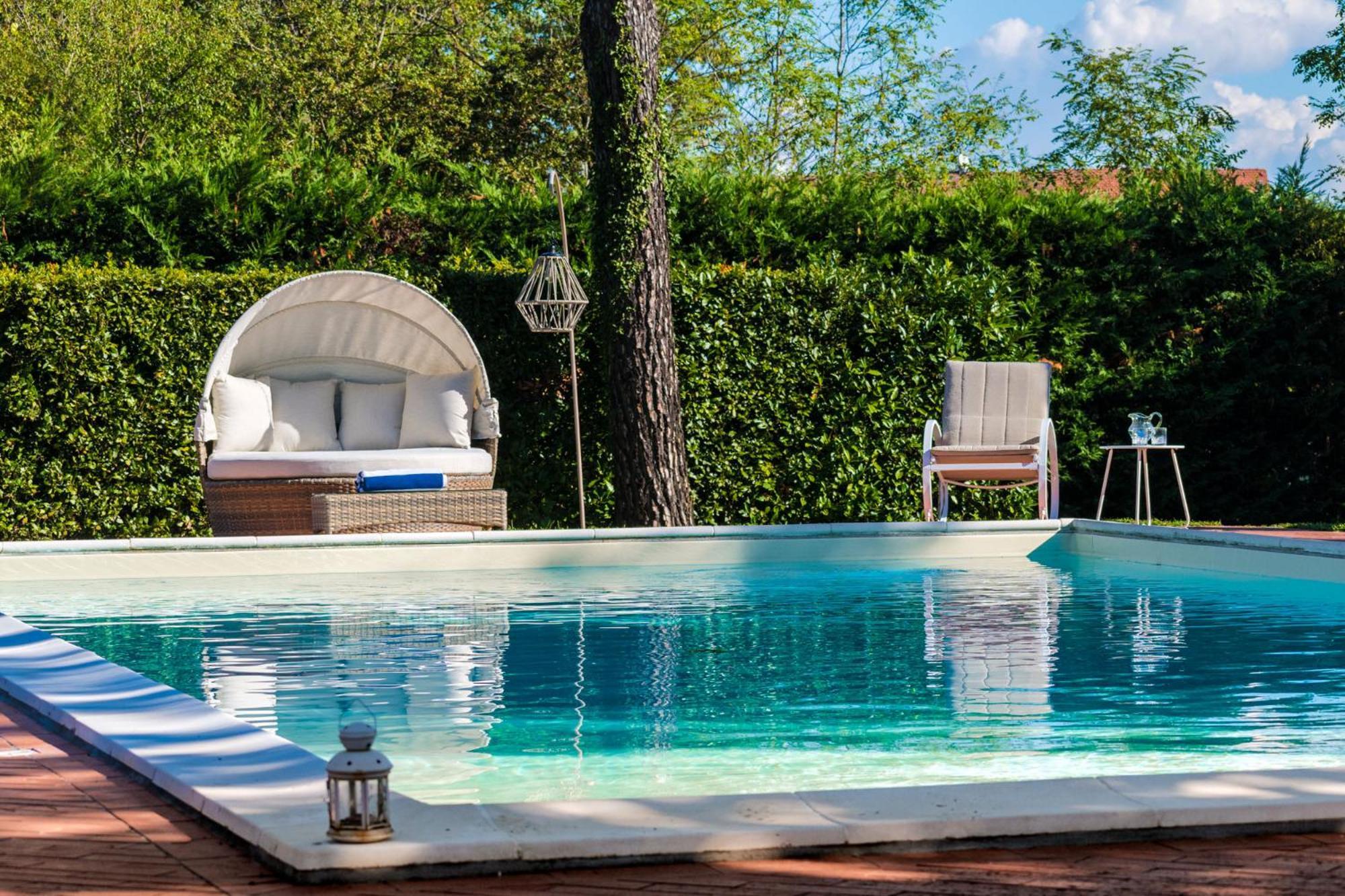 Villa Ines Charme Near Lucca Altopascio Bagian luar foto